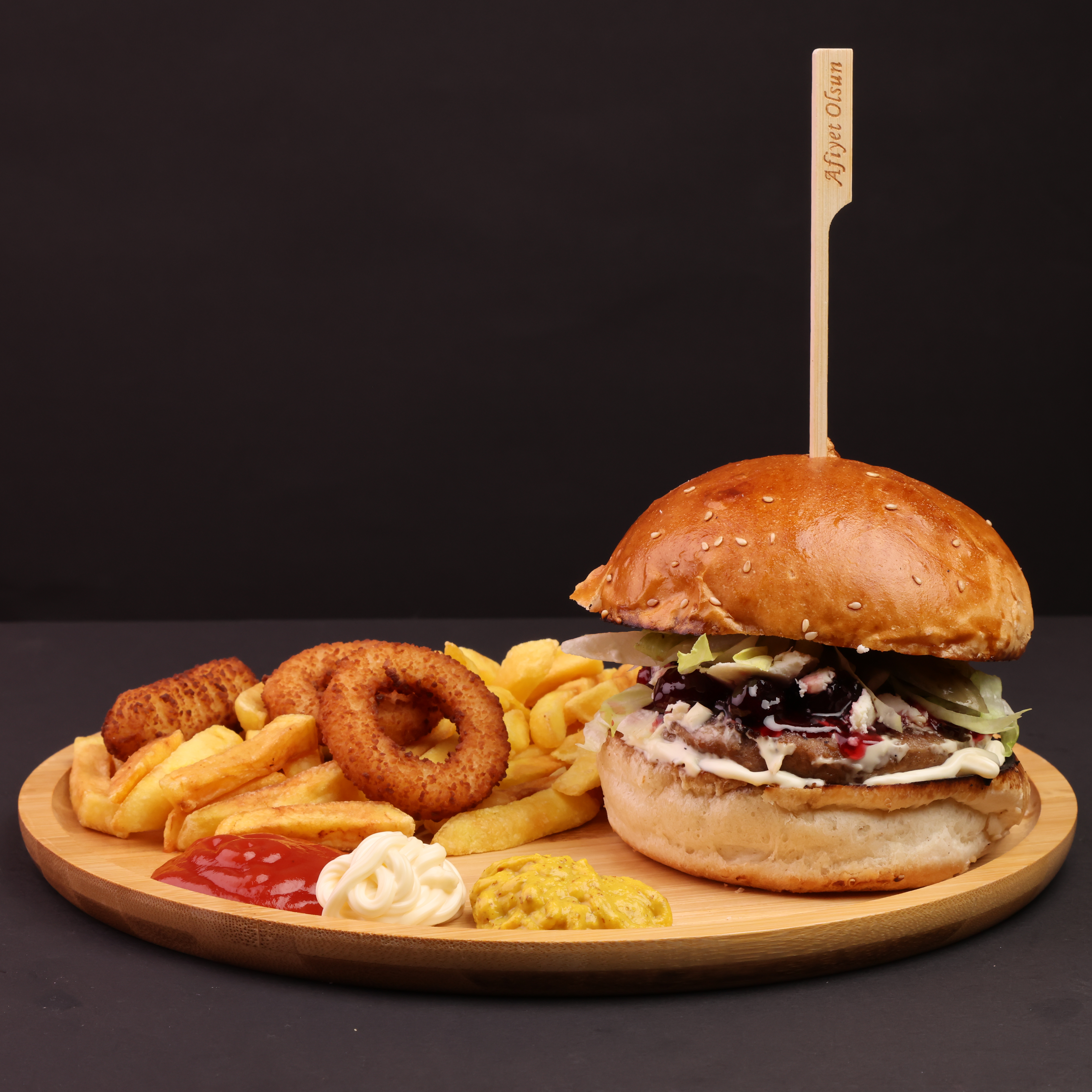 Holly Cherry Burger - Hamburgerler